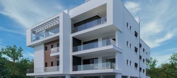 4 bedrooms Apartment in Kato Polemidia, Cyprus No. 16099 10