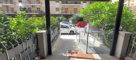 Дом с 5 комнатами в Палермо, Италия № 261052 3