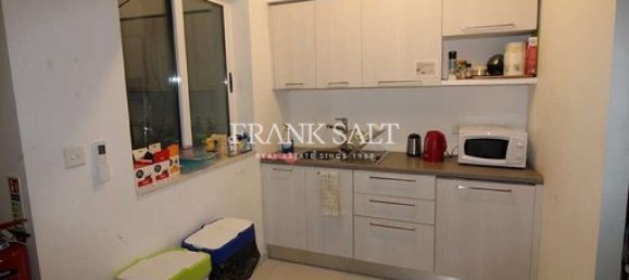 Bureau à Sliema, Malta 83m² No. 12248 3