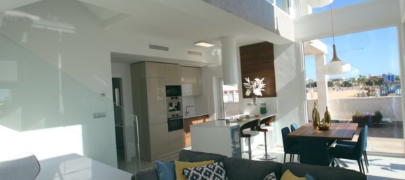 Villa de 3 dormitorios en Ciudad Quesada, Spain No. 3602 12