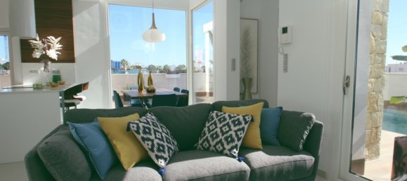 Villa de 3 dormitorios en Ciudad Quesada, Spain No. 3602 8