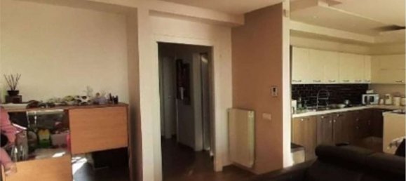 3 rooms Apartment in Naples, Italy No. 279624 3