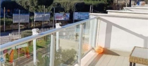 3 rooms Apartment in Naples, Italy No. 279624 5