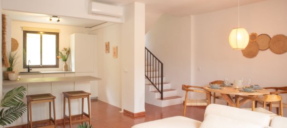 3 bedrooms Townhouse in Casares, Spain No. 143332 3