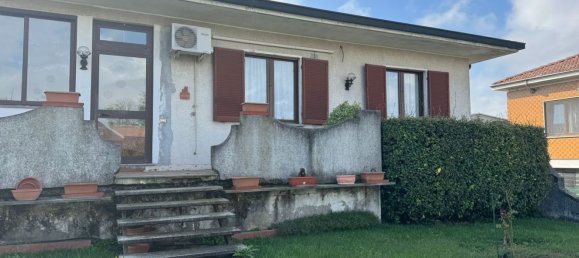 5 bedrooms Villa in Alessandria, Italy No. 353716 2