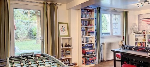 4 bedrooms House in Suresnes, France No. 151317 15