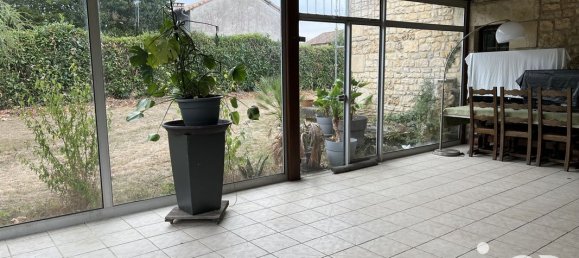 3 bedrooms Townhouse in Charente, France No. 337115 3