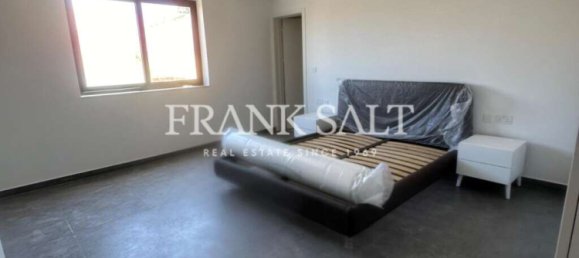 2 bedrooms Apartment in Swieqi, Malta No. 3182 5