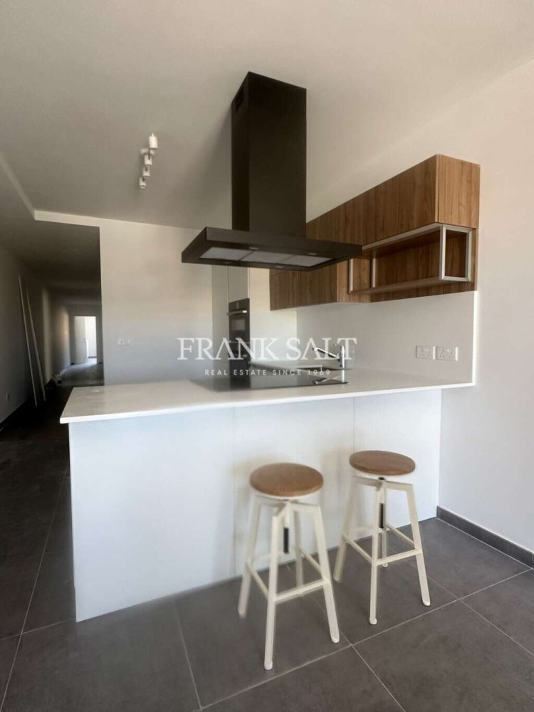 2 bedrooms Apartment in Swieqi, Malta No. 3182