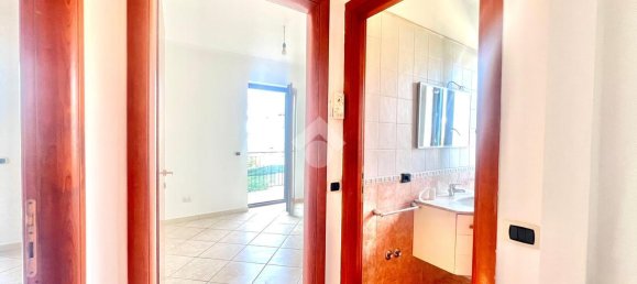 Квартира с 3 комнатами в Лабико, Италия № 130473 6