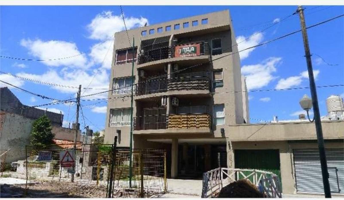 2 bedrooms Apartment in Lomas de Zamora, Argentina No. 2968