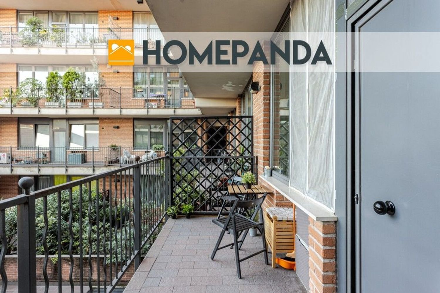 Квартира с 1 спальней в Милан, Италия № 392215