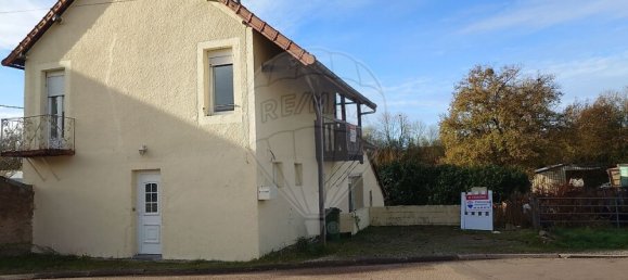 3 bedrooms House in Luzy, France No. 341520 2