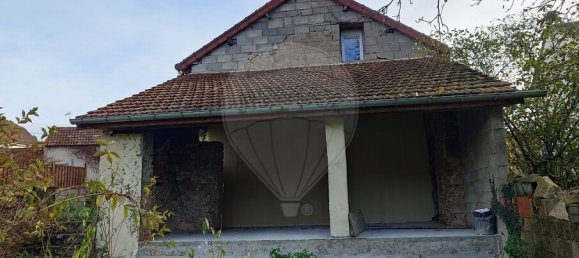 3 bedrooms House in Luzy, France No. 341520 3