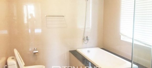 3 Schlafzimmer Villa in Long Bien, Vietnam, Nr. 3451 5