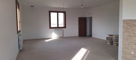 Casa de 20 divisões em San Severino Marche, Italy N.º 152903 15