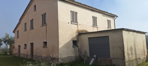 Casa de 20 divisões em San Severino Marche, Italy N.º 152903 48