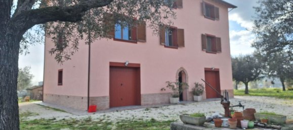 Casa de 20 divisões em San Severino Marche, Italy N.º 152903 3