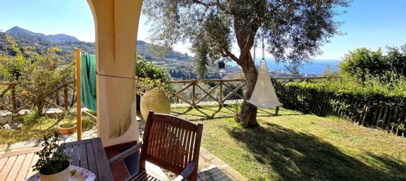 Apartamento de 3 dormitorios en Massa Lubrense, Italy No. 313163 11