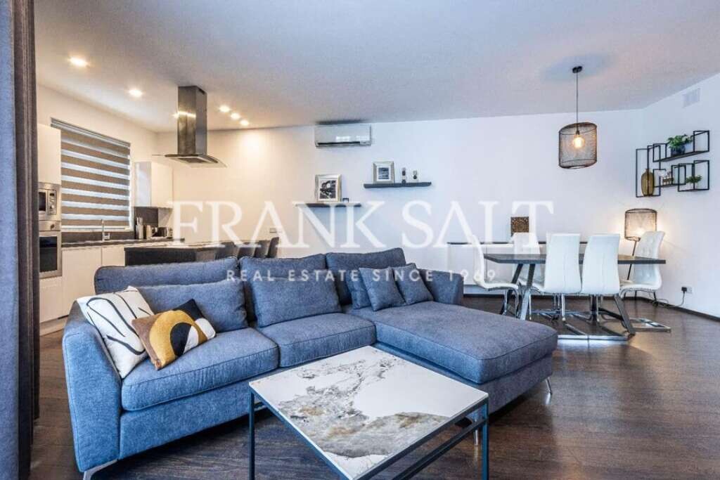 Apartamento T2 em Saint Julian's, Malta N.º 5282