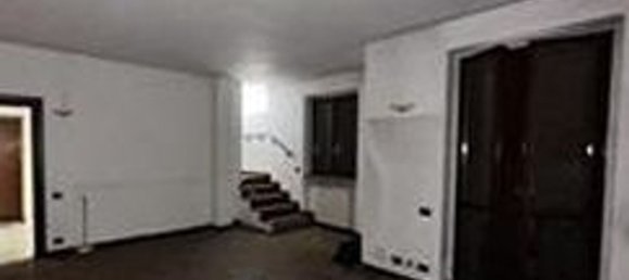 3-salle Appartement à Cesano Maderno, Italy No. 6658 2