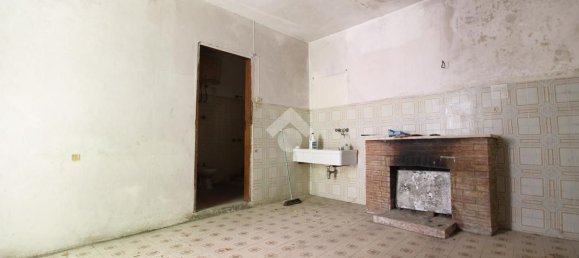 4 rooms House in Vibonati, Italy No. 263303 15