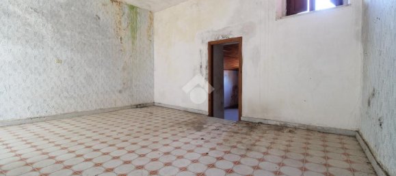 4 rooms House in Vibonati, Italy No. 263303 5