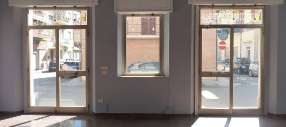 3 rooms Apartment in Porto San Giorgio, Italy No. 271851 3