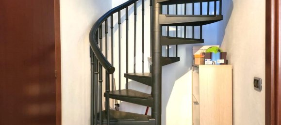 Квартира с 3 комнатами в Казореццо, Италия № 101986 17