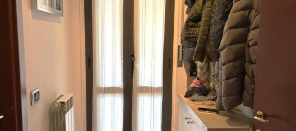 Квартира с 3 комнатами в Казореццо, Италия № 101986 11