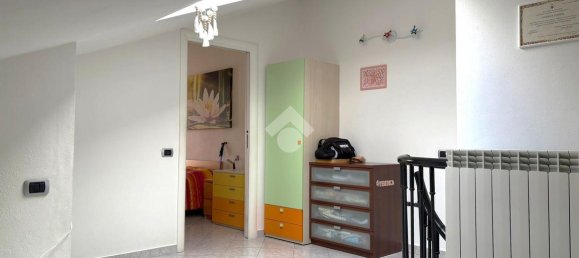 Квартира с 3 комнатами в Казореццо, Италия № 101986 20