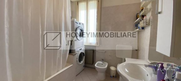Apartamento de 3 dormitorios en Fidenza, Italy No. 25329 32
