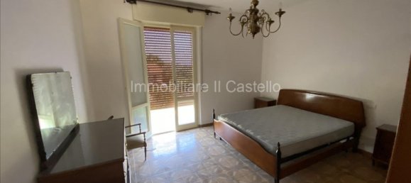 3 rooms Apartment in Magione, Italy No. 125824 5