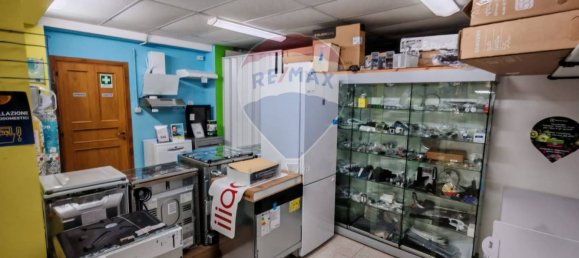 2-Zimmer Gewerbliche Immobilie in Recanati, Italy, Nr. 356207 12