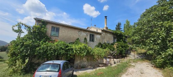 957m² Land in San Severino Marche, Italy No. 274934 23