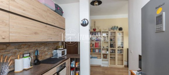 3 rooms Apartment in Villastellone, Italy No. 296383 4