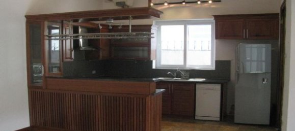 Villa de 4 dormitorios en Tay Ho, Vietnam No. 5719 12