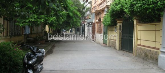 Villa de 4 dormitorios en Tay Ho, Vietnam No. 5719 23