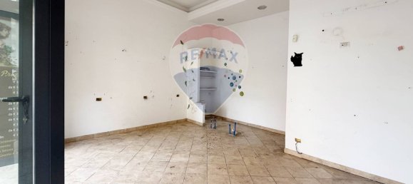 1 room Commercial property in Rome, Italy No. 114535 14