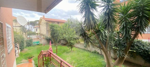 Квартира с 3 комнатами в Рим, Италия № 32584 4