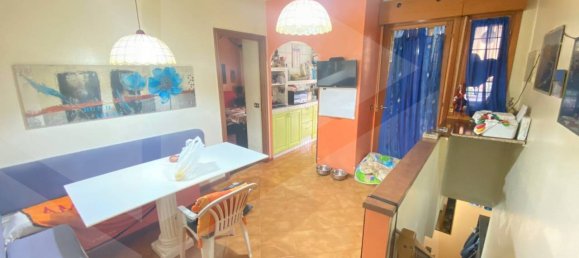 Квартира с 3 комнатами в Рим, Италия № 32584 5