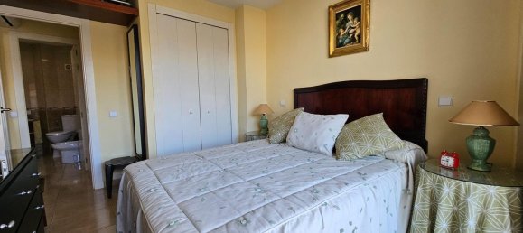 Apartamento de 2 dormitorios en Benalmádena, Spain No. 52772 10