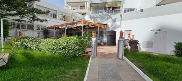Apartamento de 2 dormitorios en Benalmádena, Spain No. 52772 16
