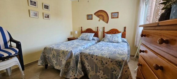 Apartamento de 2 dormitorios en Benalmádena, Spain No. 52772 50