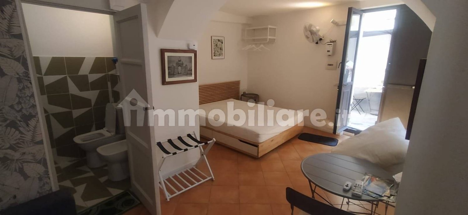 1 bedroom Apartment in Catania, Italy No. 364487