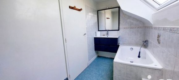 4 bedrooms House in Cerisiers, France No. 363667 10