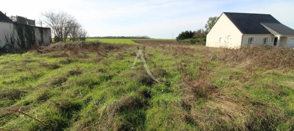 Land in Blere, France No. 85155 2