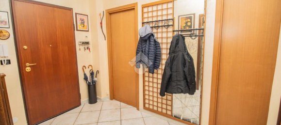 3 rooms Apartment in Turin, Italy No. 15074 20