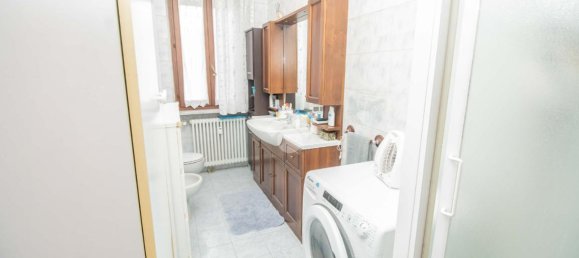 3 rooms Apartment in Turin, Italy No. 15074 33