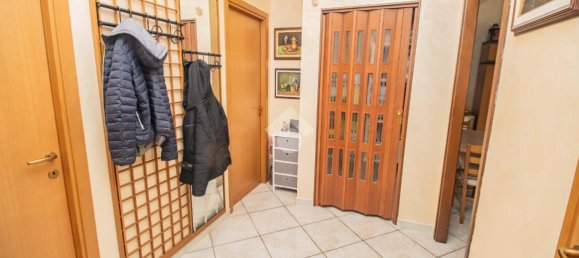 3 rooms Apartment in Turin, Italy No. 15074 21